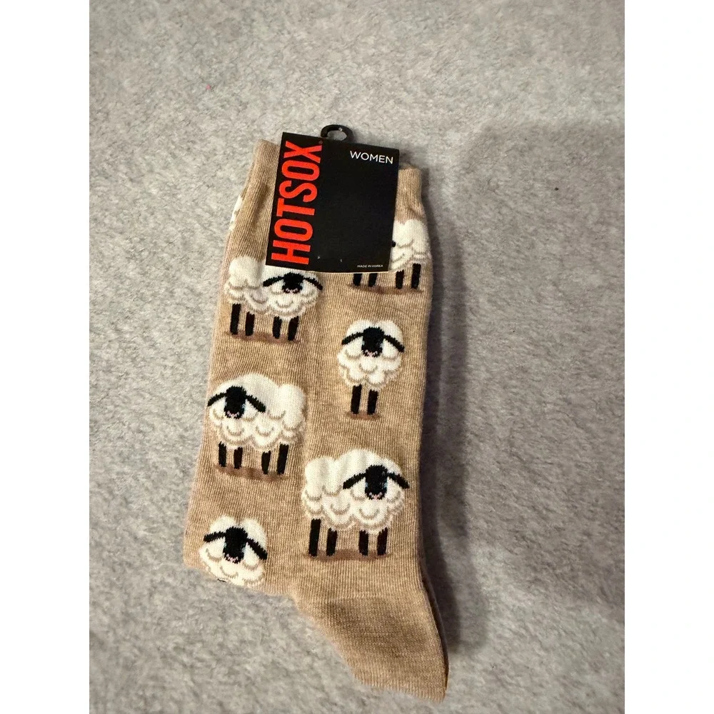 Hot Sox Sheep Pattern Crew Socks Women NWT Tan Novelty Animal Print Cotton Blend